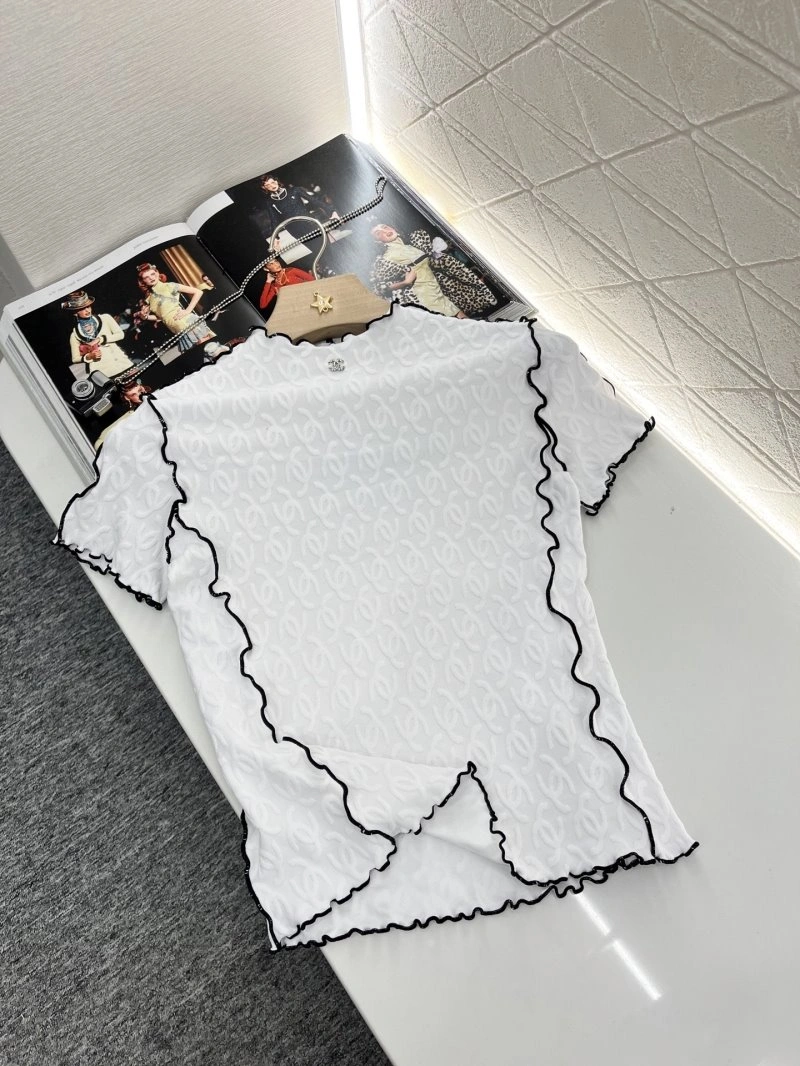 Original Chanel T-Shirts 108643