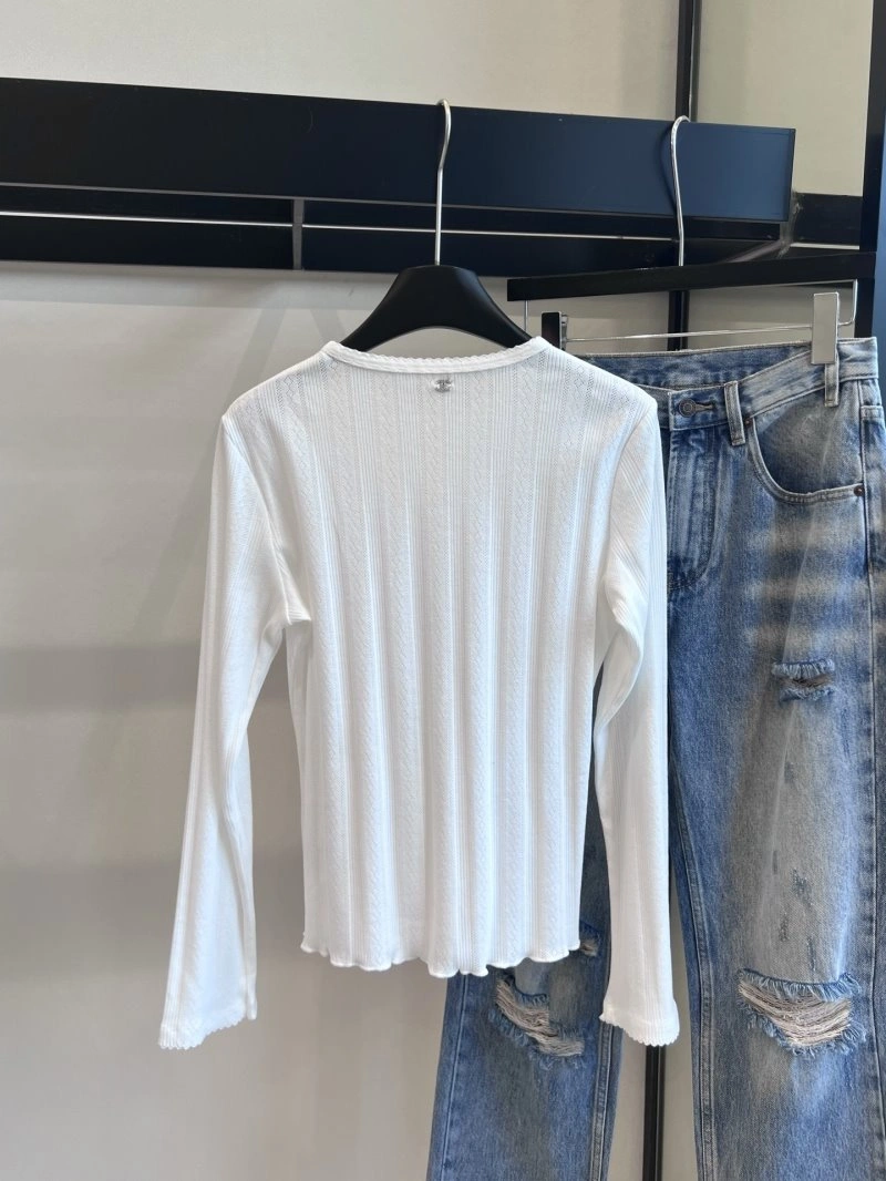 Chanel T-Shirts Lightweight 108637