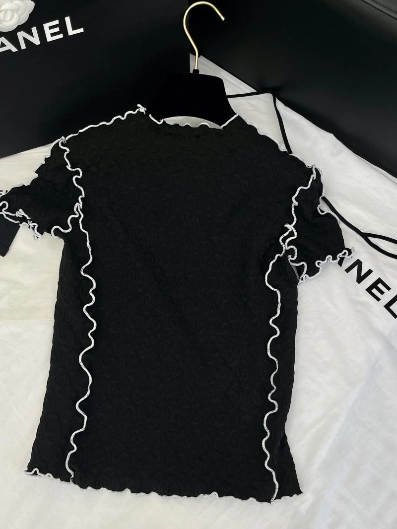 WellDesigned Chanel T-Shirts 108625