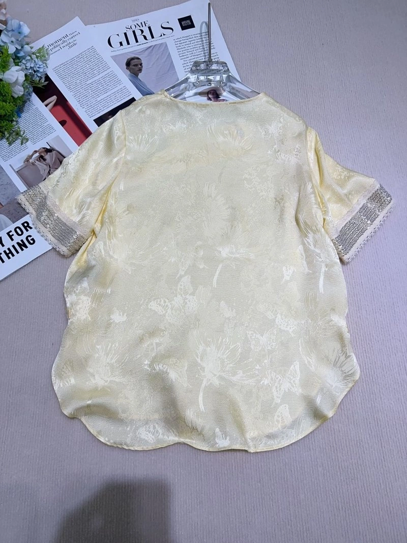 Flexible Chanel T-Shirts 108648