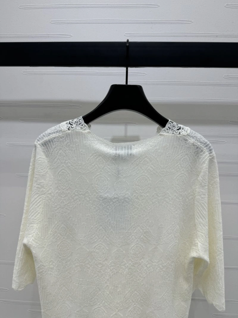 Stylish Chanel T-Shirts 108621