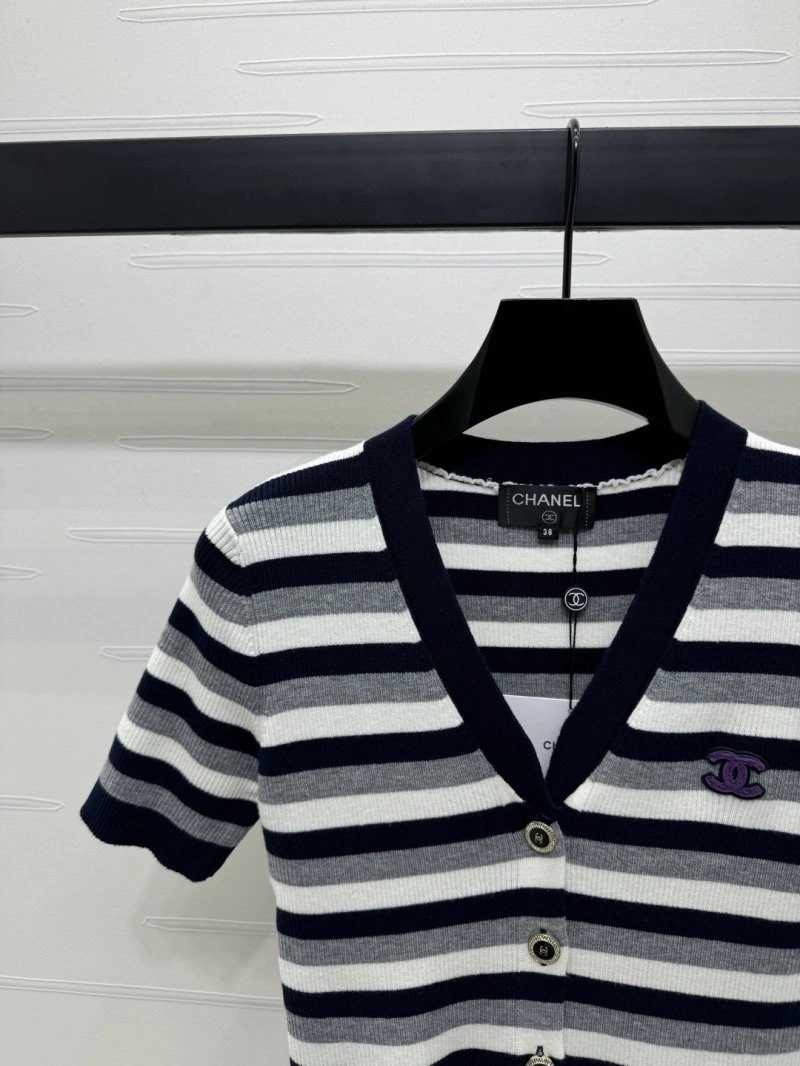 Stylish Chanel T-Shirts 108624