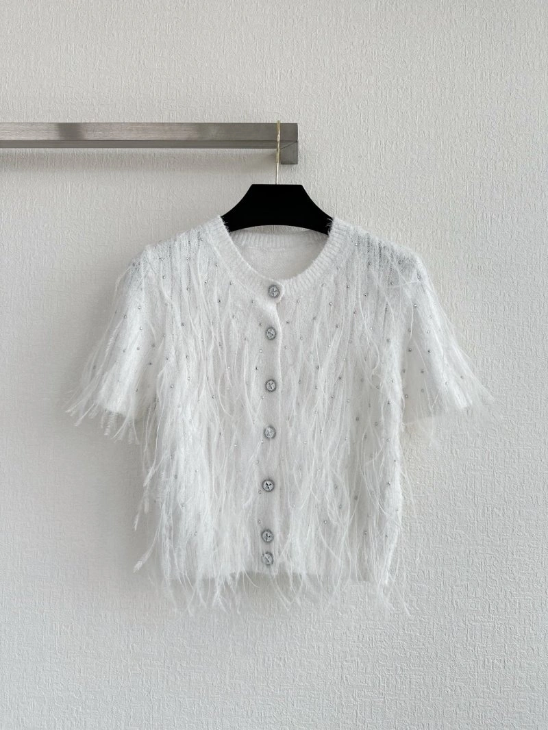 Efficient Chanel T-Shirts 108614