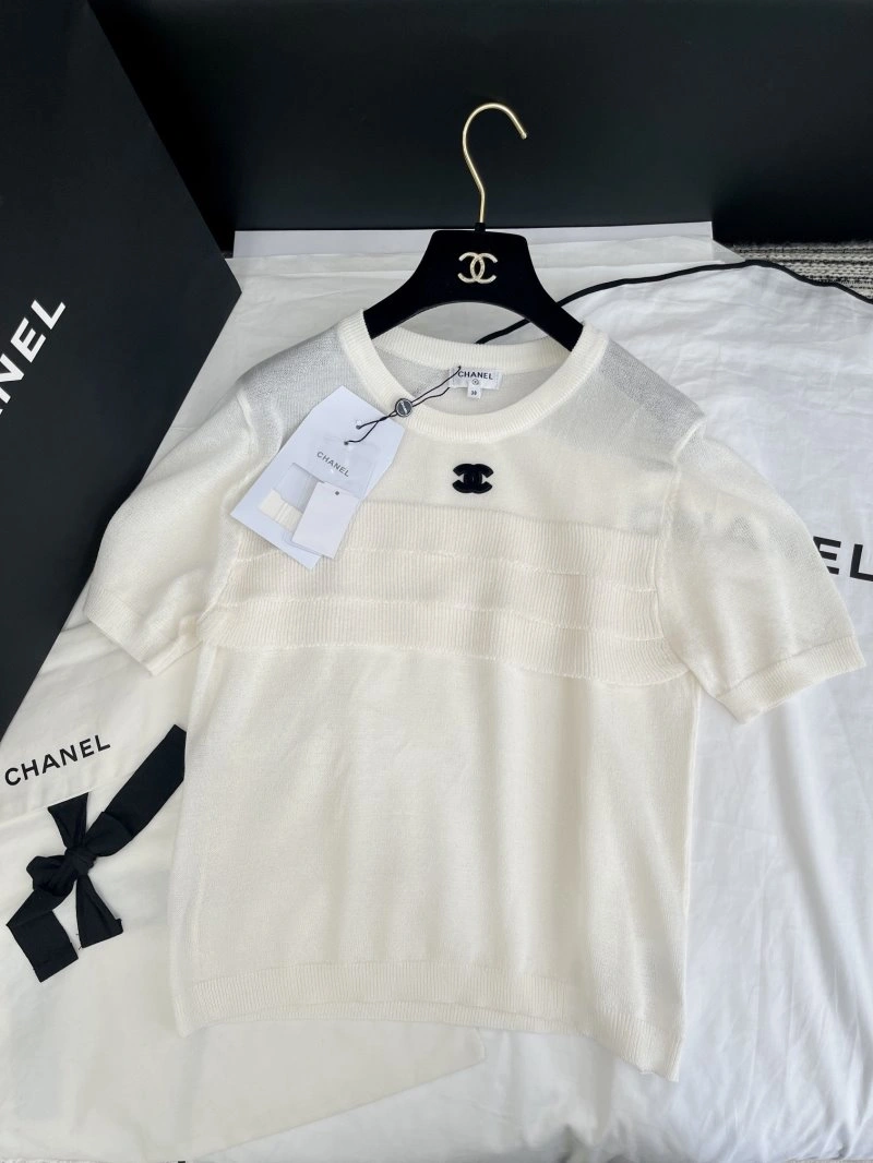 Chanel T-Shirts Sustainable 108606