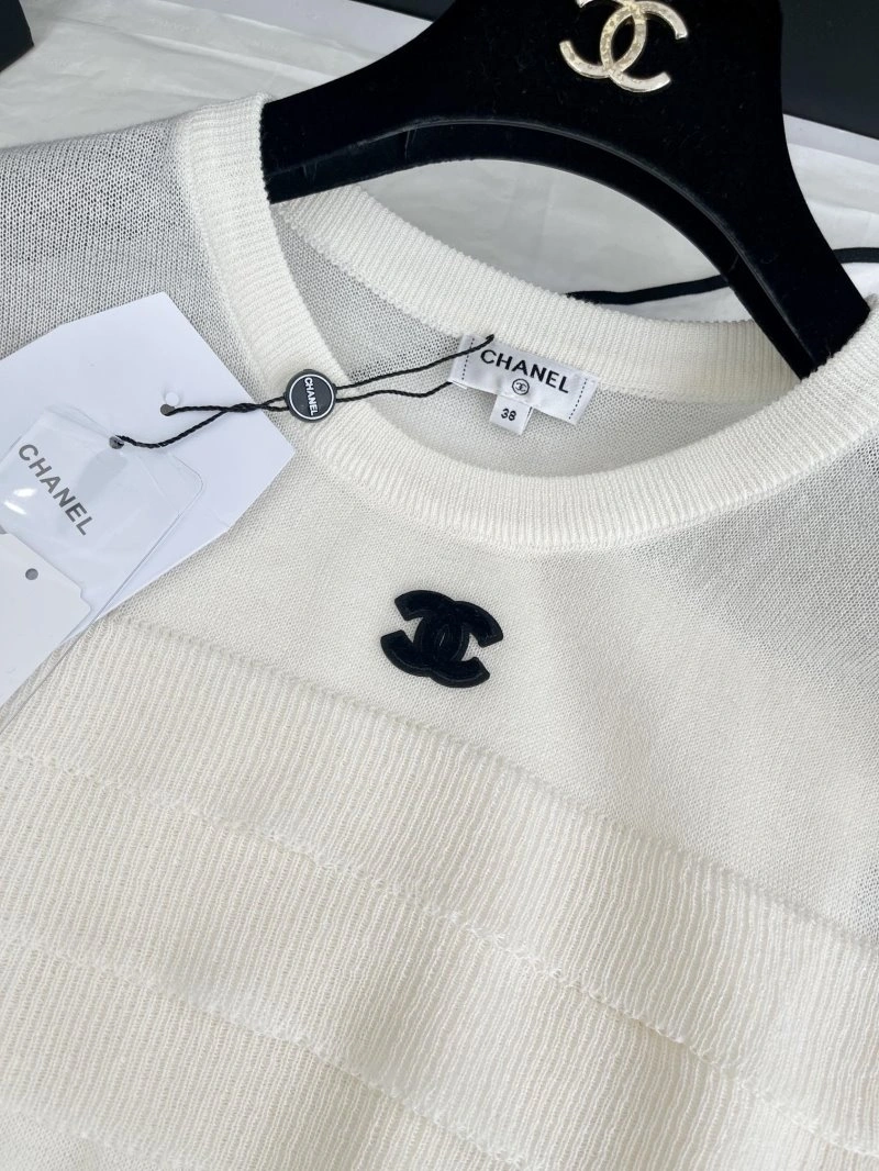 Chanel T-Shirts Sustainable 108606