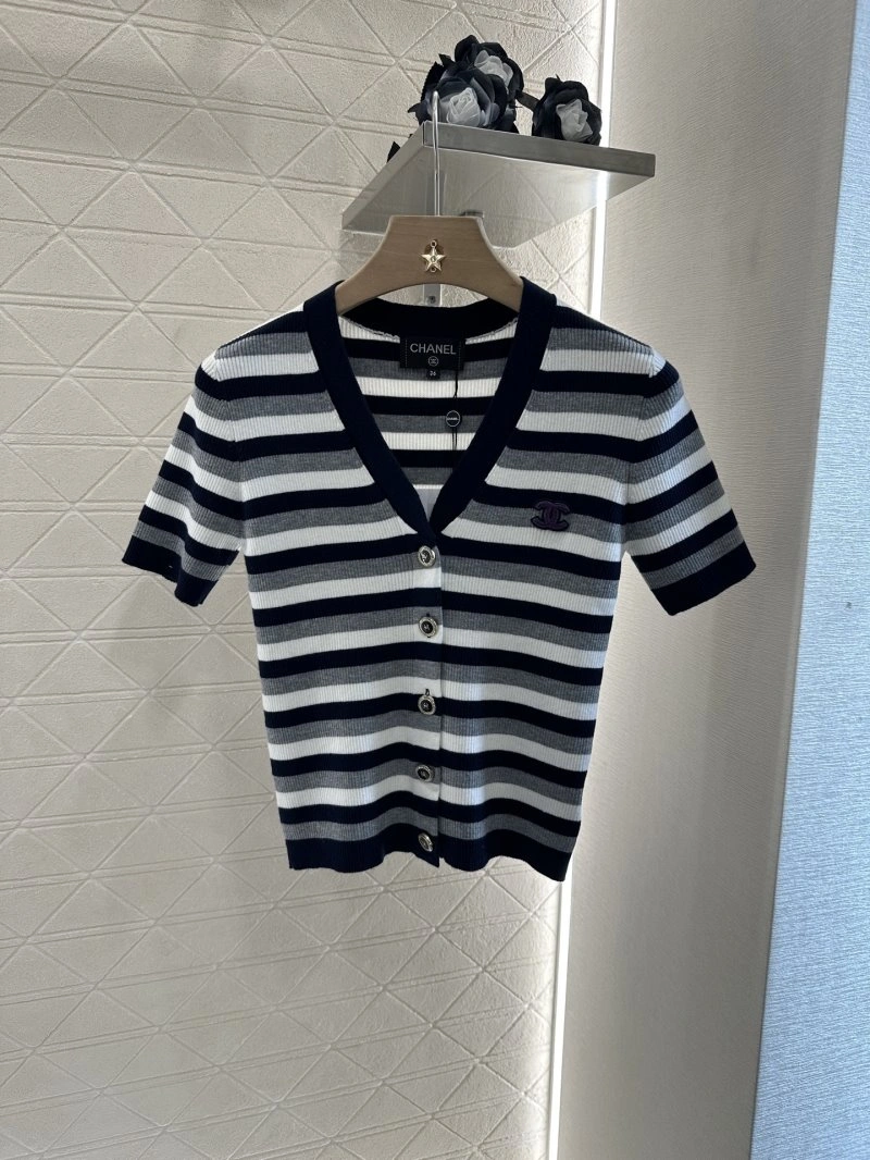 Fashionable Chanel T-Shirts 108601