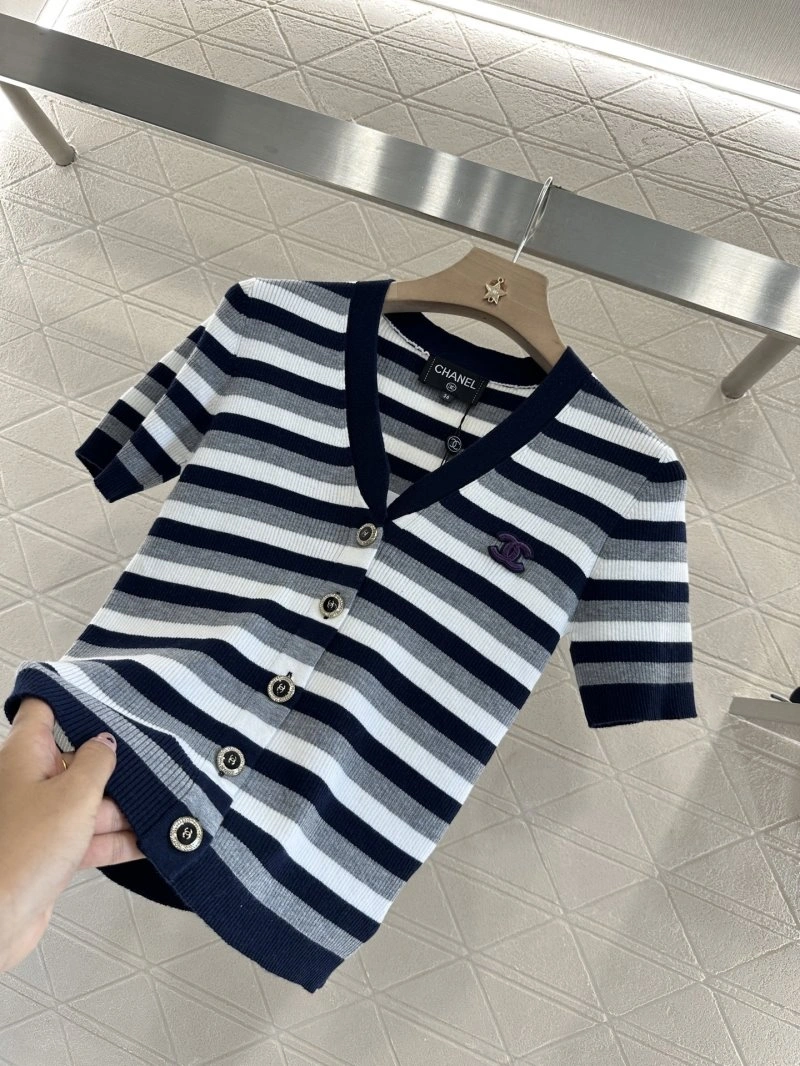 Fashionable Chanel T-Shirts 108601