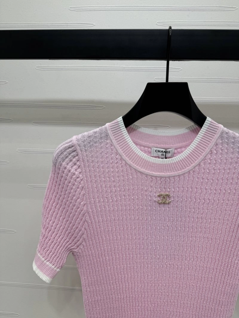 Packable Chanel T-Shirts 108582