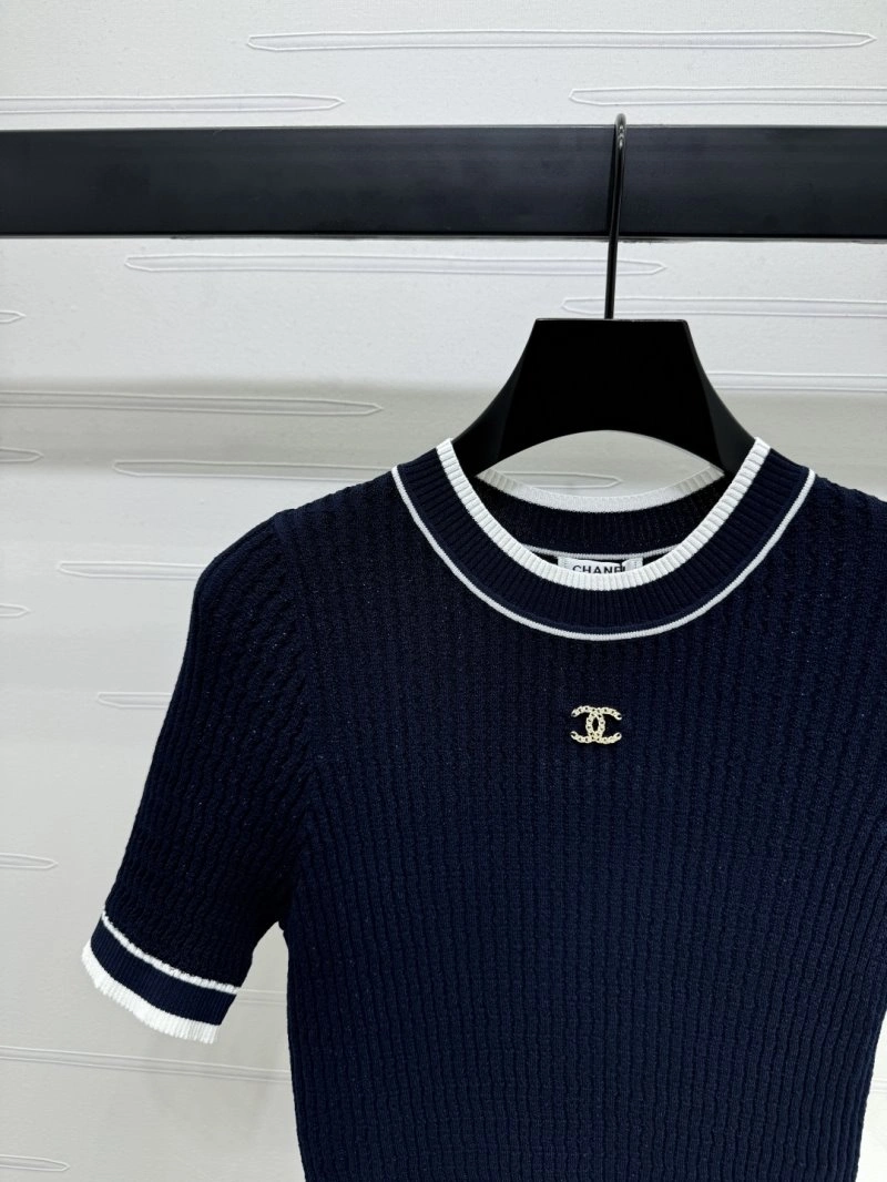 SmartChoice Chanel T-Shirts 108591