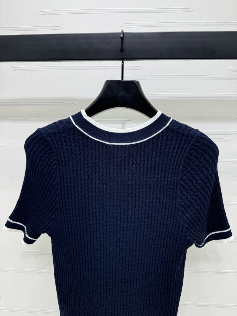 SmartChoice Chanel T-Shirts 108591