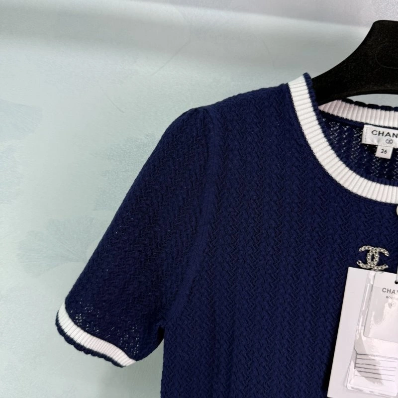 Fashionable Chanel T-Shirts 108598