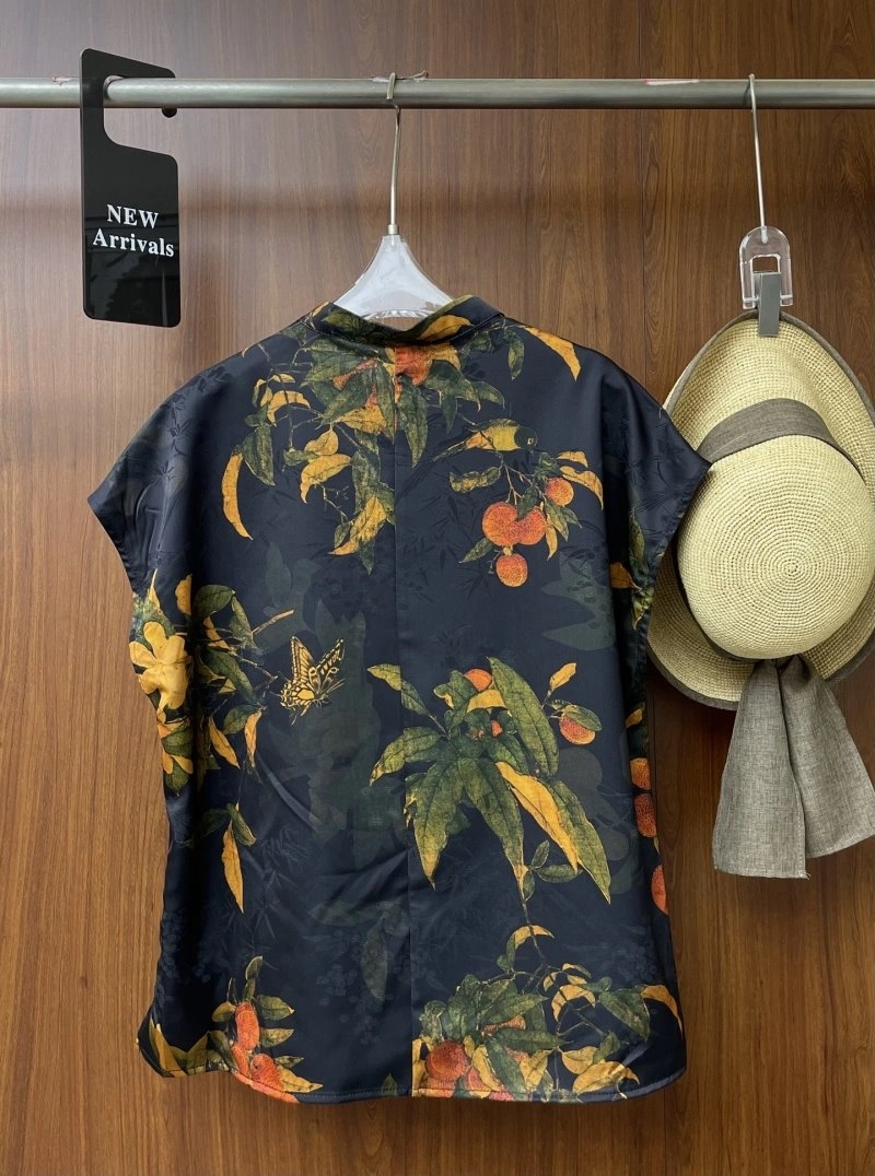Chanel T-Shirts Refined 108574