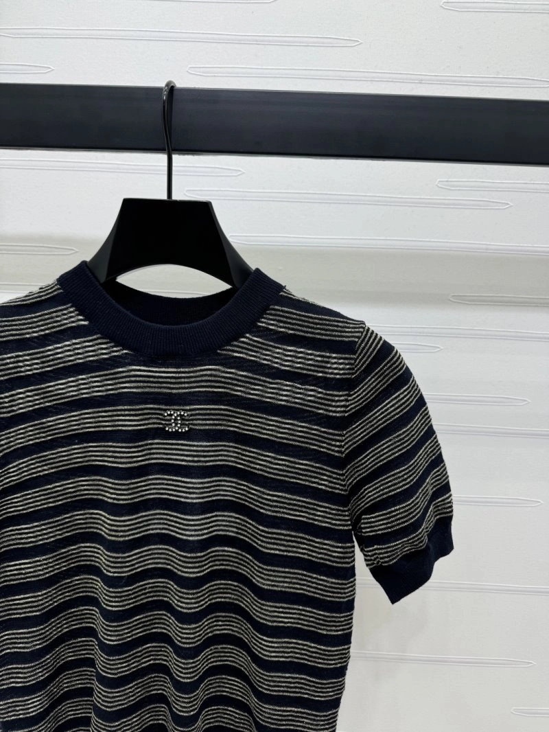 Chanel T-Shirts ZipUp 108570