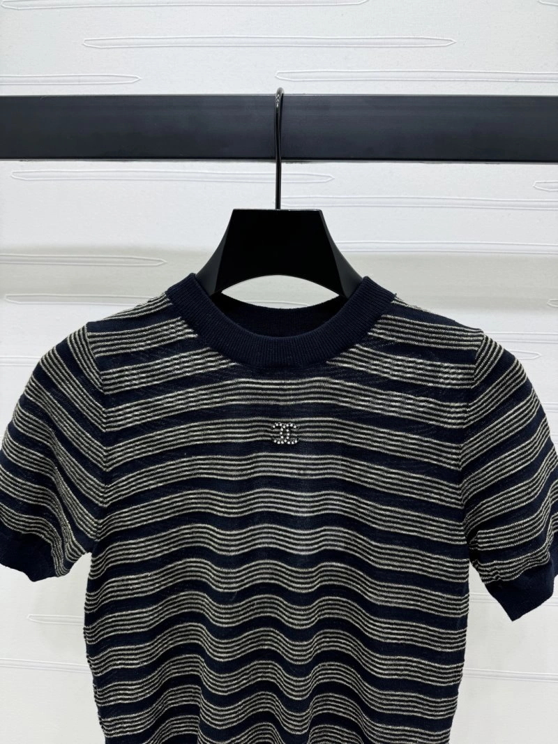 Chanel T-Shirts ZipUp 108570
