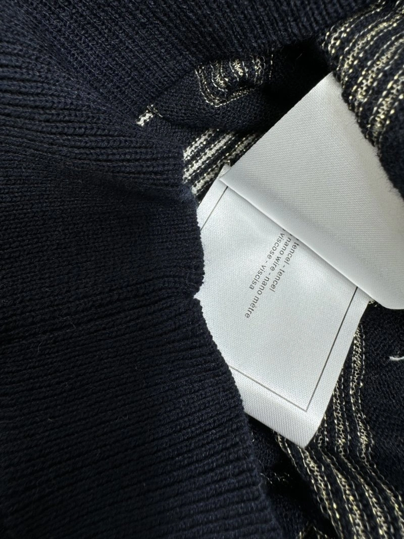 Chanel T-Shirts ZipUp 108570