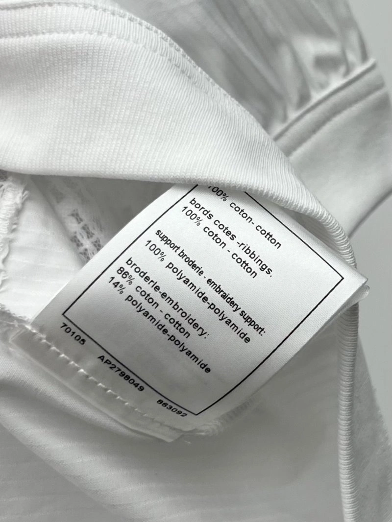 Supportive Chanel T-Shirts 108571