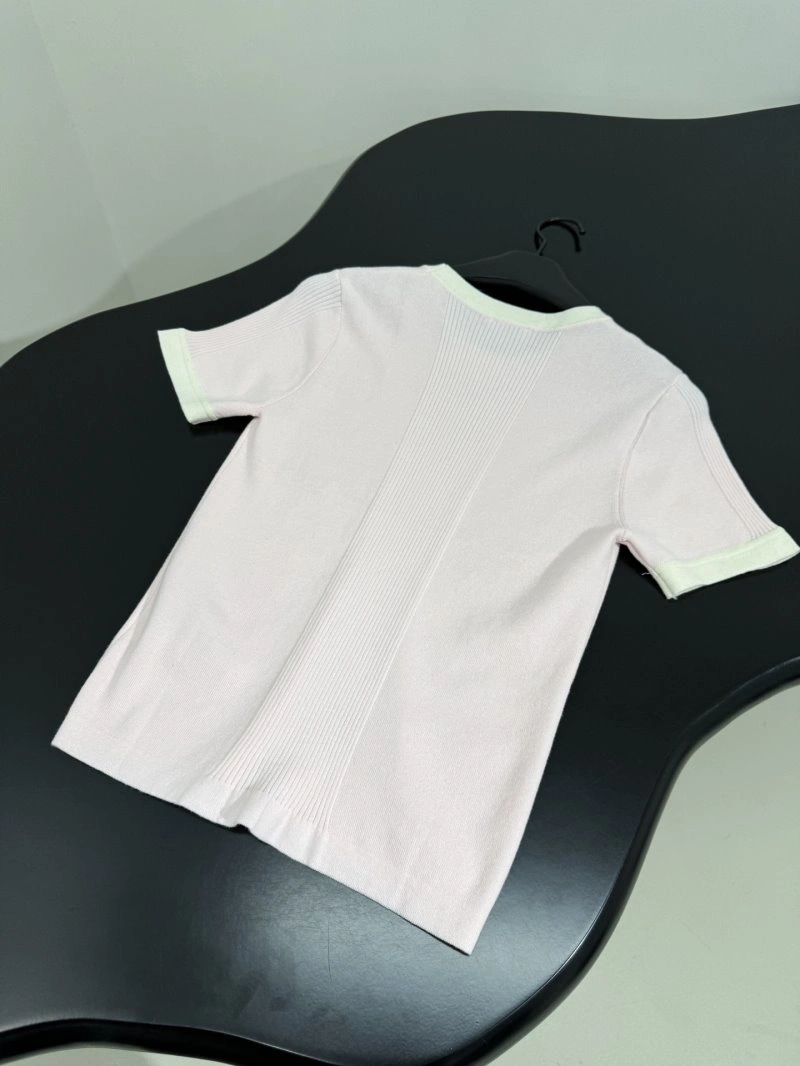 ZipUp Chanel T-Shirts 108563