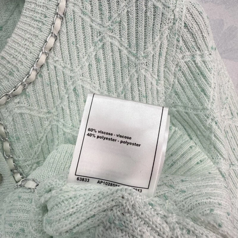 Chanel T-Shirts Breathable 108561