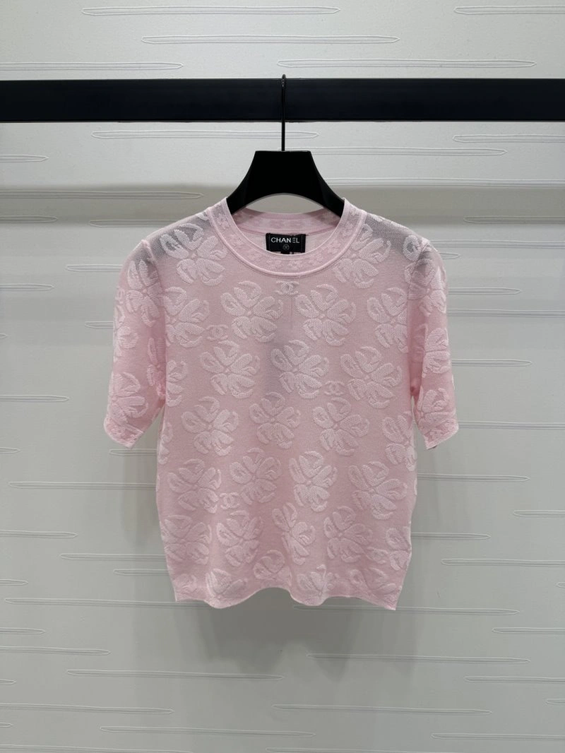 Chanel T-Shirts Minimalist 108551