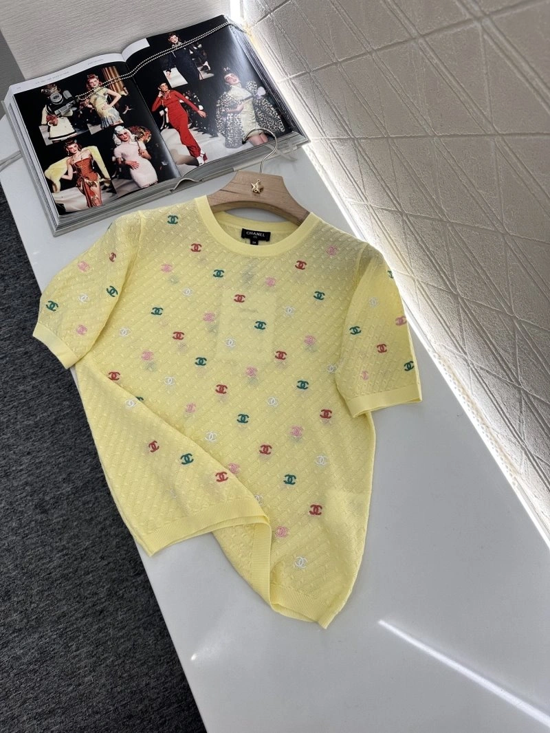 Chanel T-Shirts Comfortable 108544