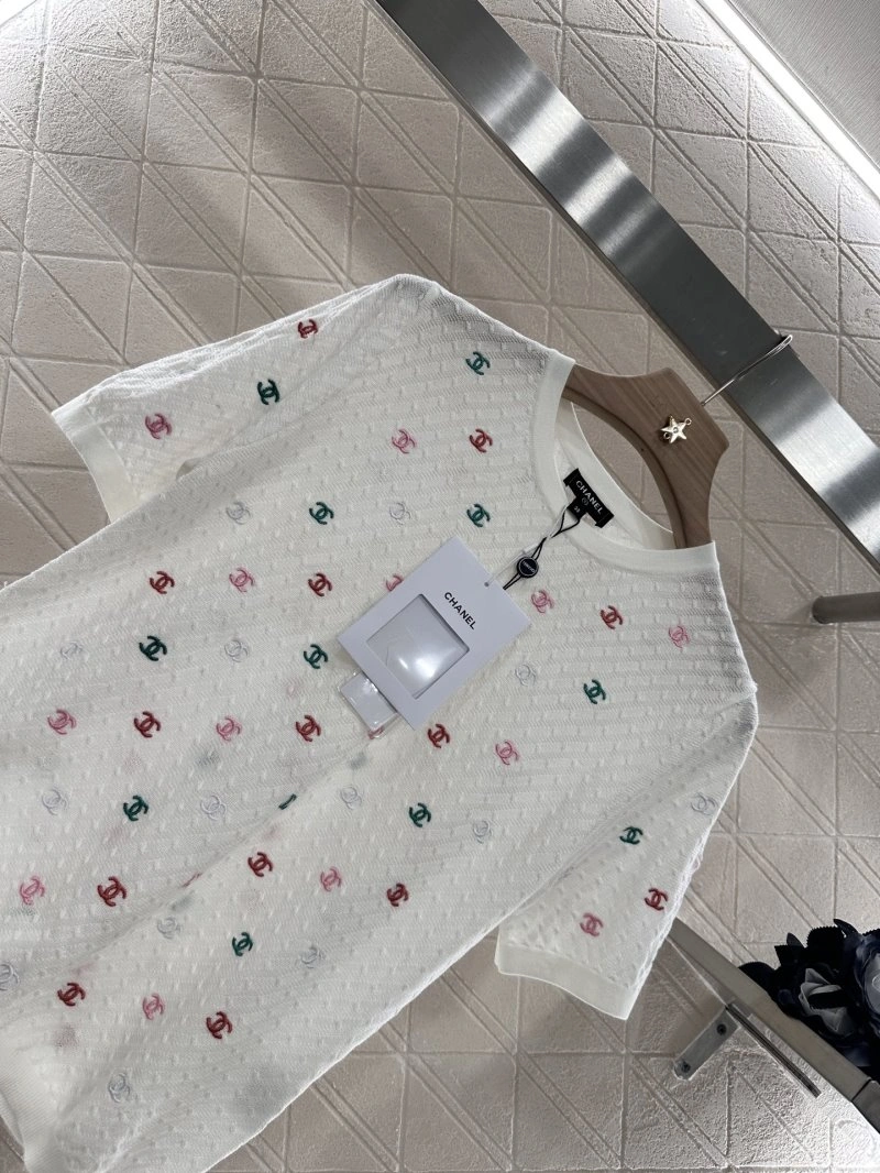 StreetReady Chanel T-Shirts 108553
