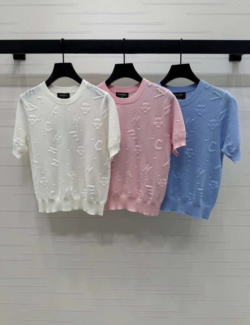 Chanel T-Shirts Elegant 110332