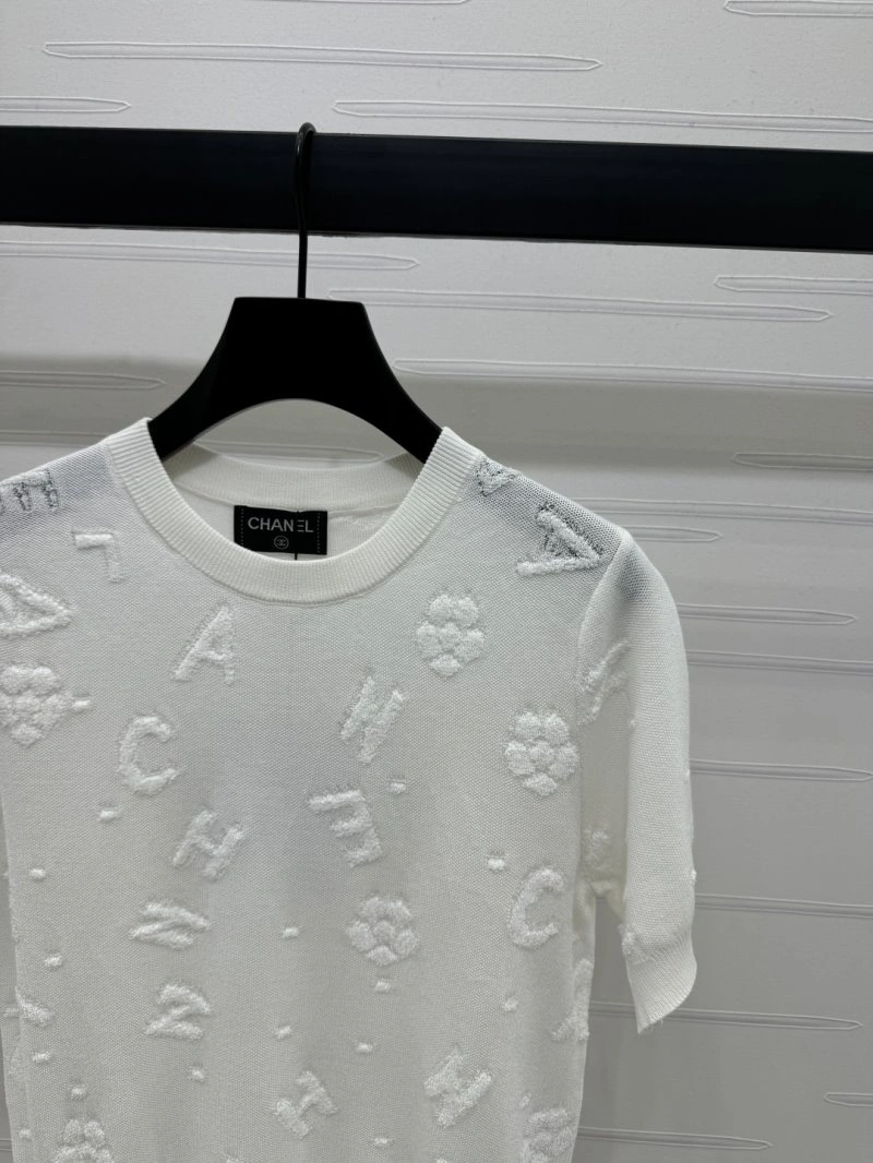 Chanel T-Shirts Elegant 110332