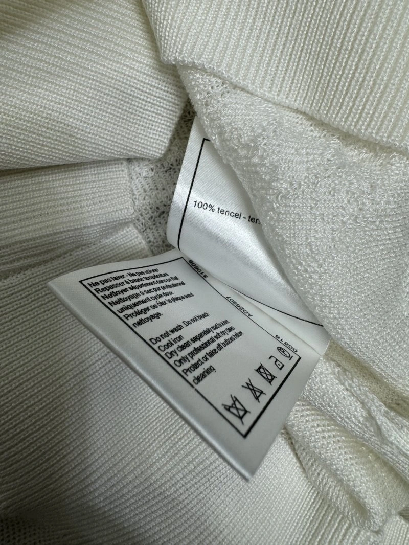 Chanel T-Shirts Elegant 110332