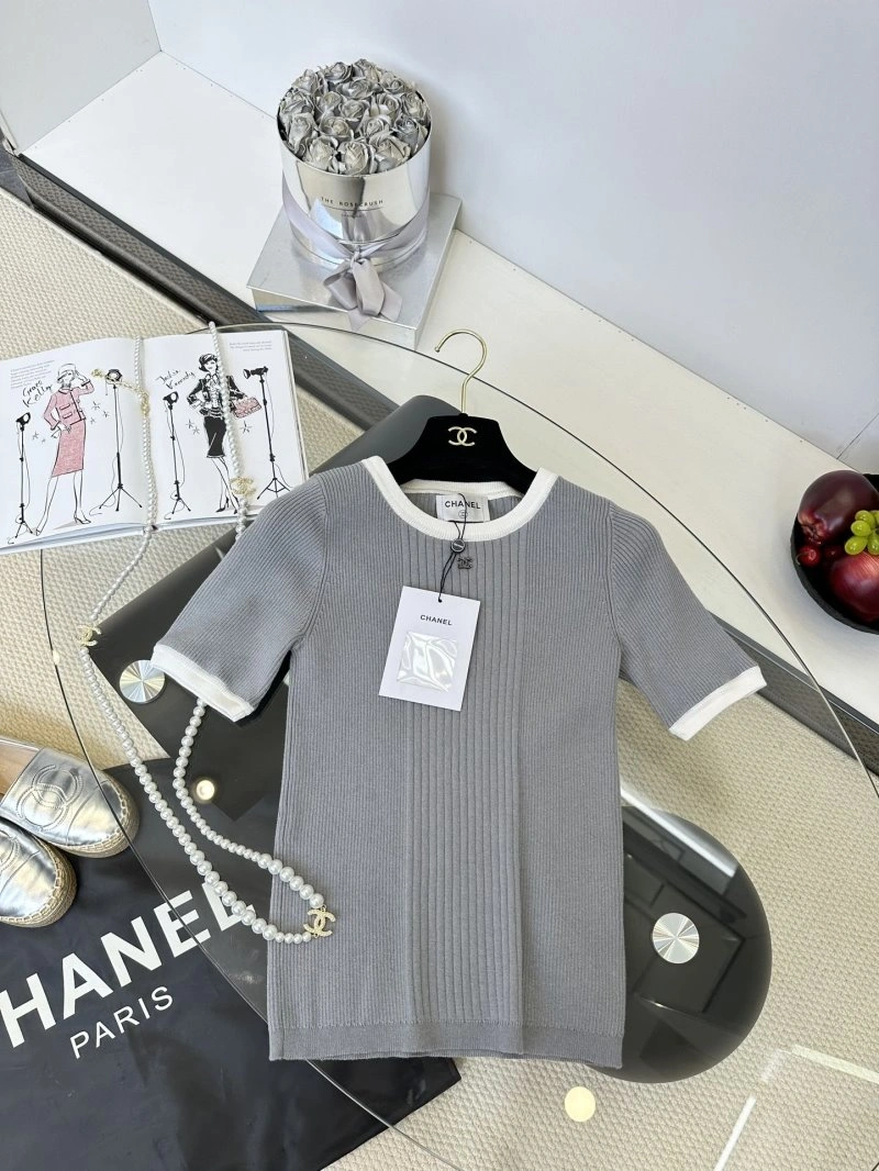 Chanel T-Shirts SmoothTexture 110357