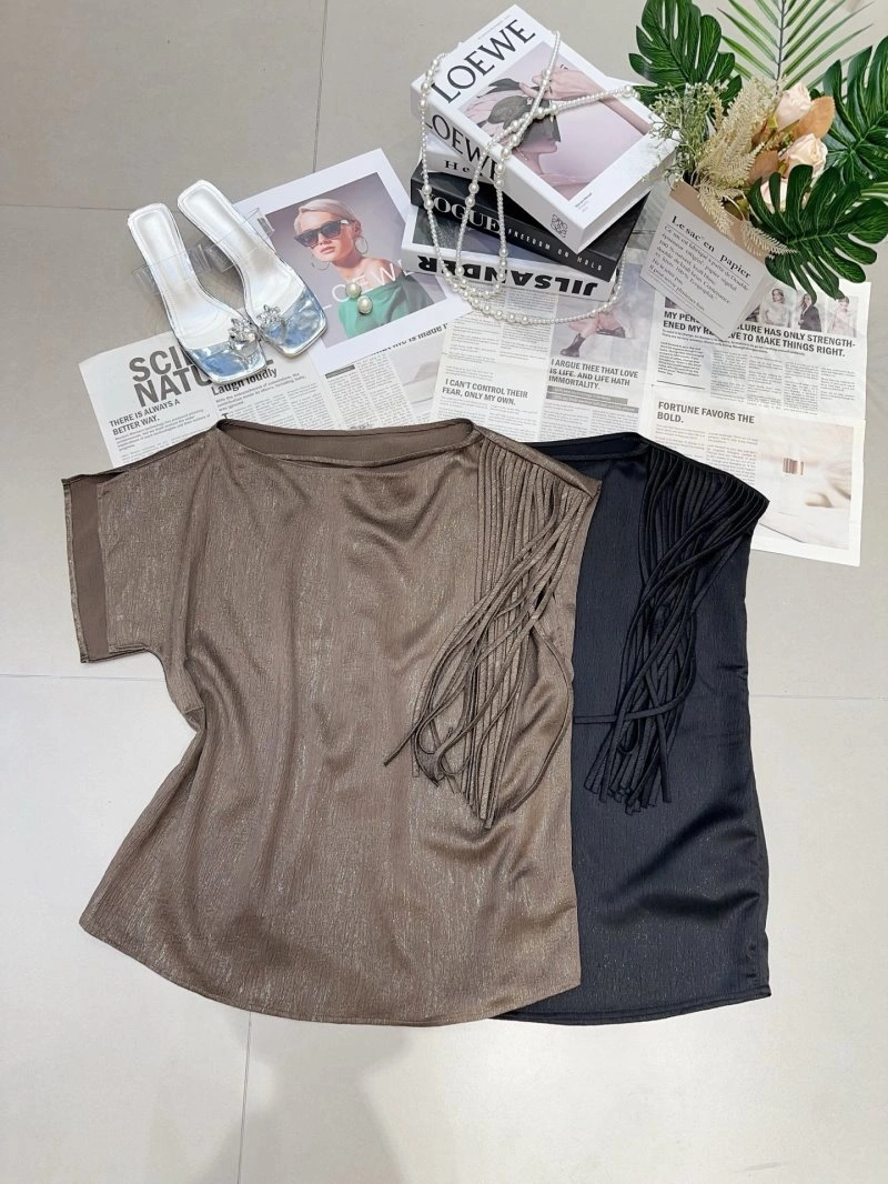 Chic Chanel T-Shirts 110353