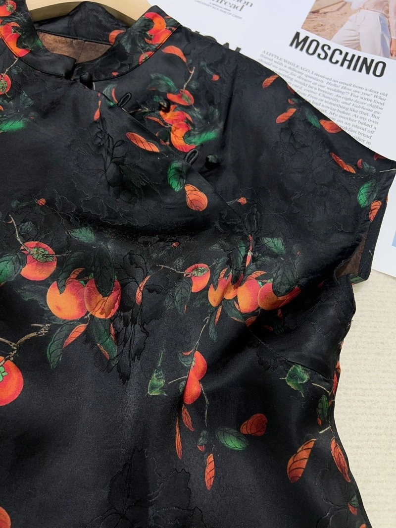 Chic Chanel T-Shirts 110346