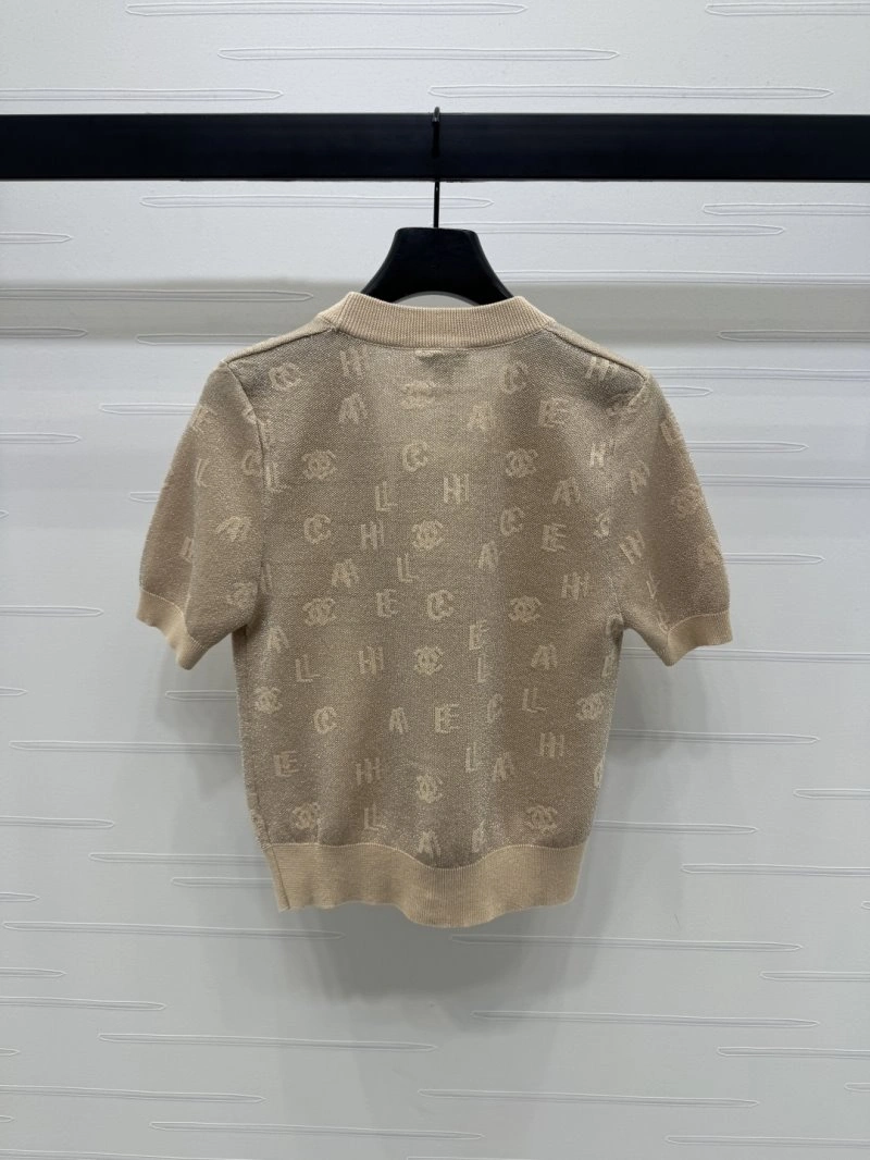 Chanel T-Shirts Sleek 110322
