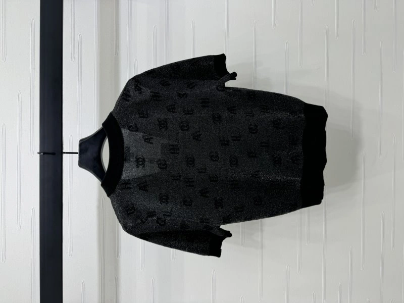 Refined Chanel T-Shirts 110321