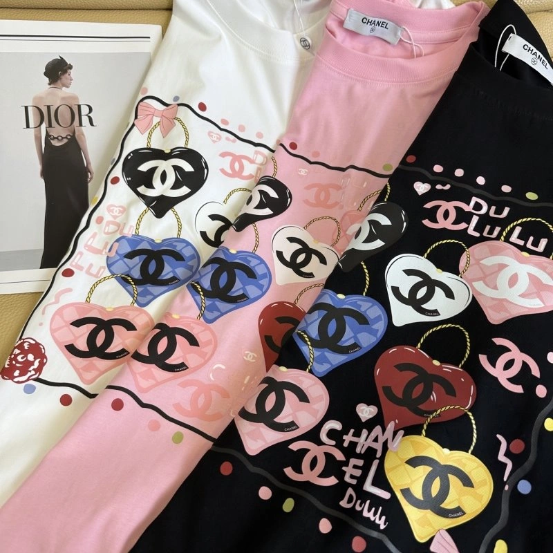 Chanel T-Shirts Versatile 110317