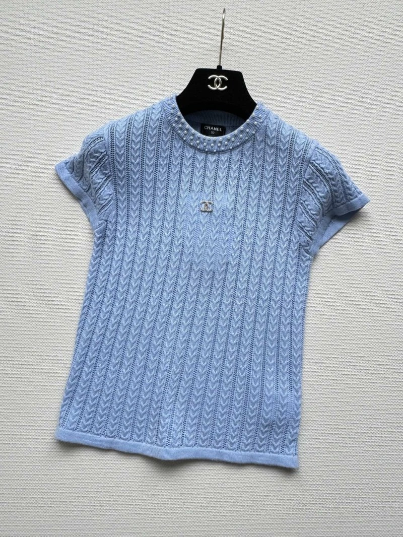 Chanel T-Shirts Sporty 110294