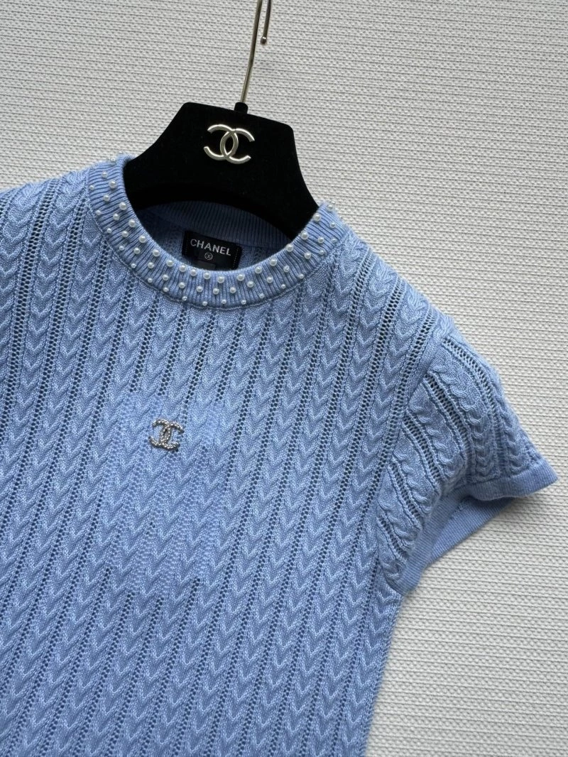 Chanel T-Shirts Sporty 110294