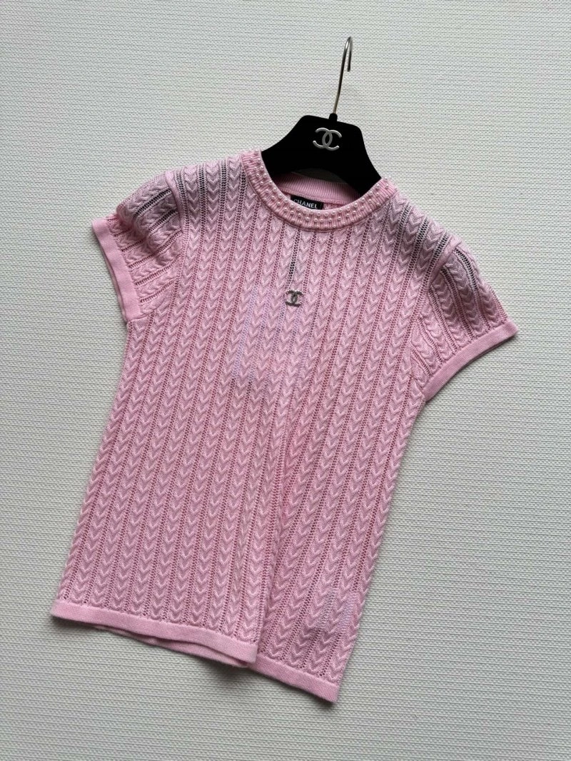 Contemporary Chanel T-Shirts 110290