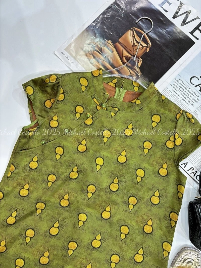 Premium Chanel T-Shirts 110315