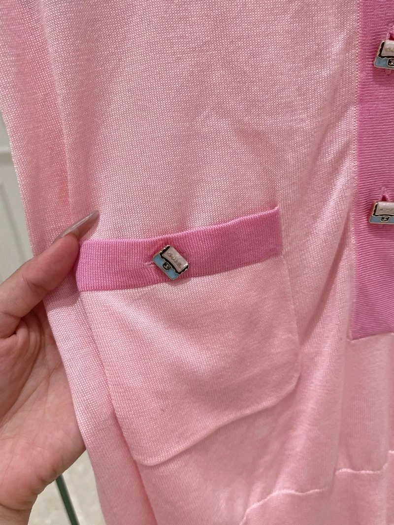 Chanel T-Shirts Durable 110293