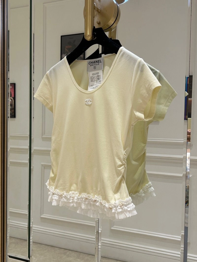 FashionForward Chanel T-Shirts 110295