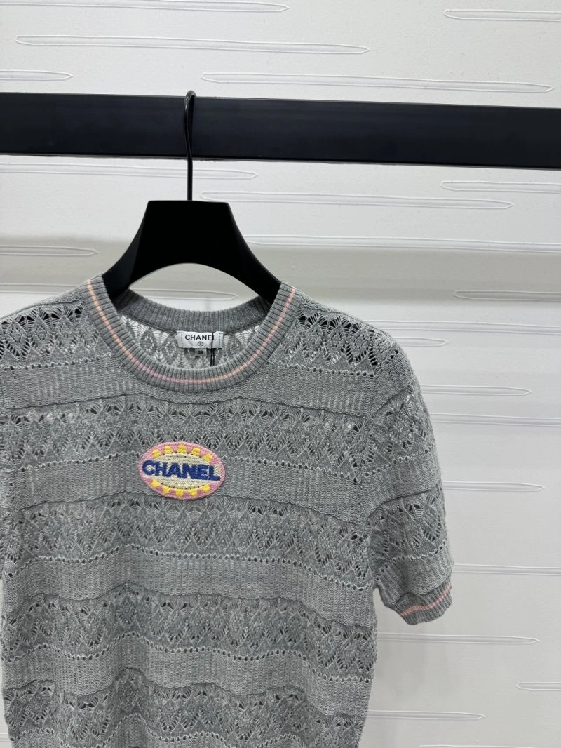Chanel T-Shirts Lightweight 110291
