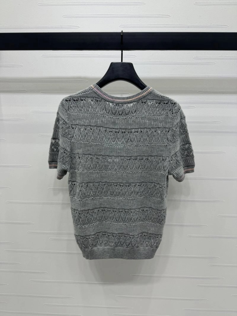 Chanel T-Shirts Lightweight 110291