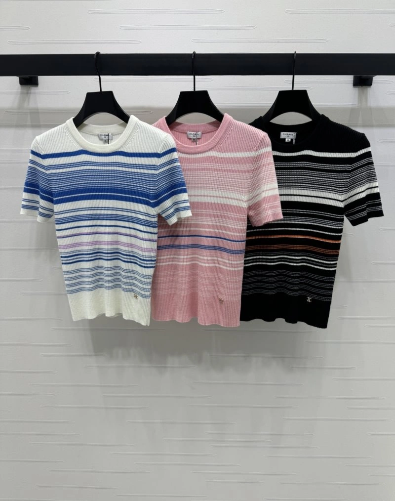 Chanel T-Shirts Breathable 110296