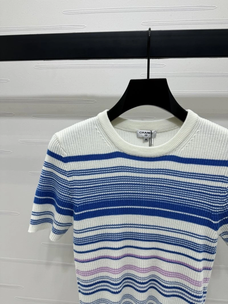 Chanel T-Shirts Breathable 110296