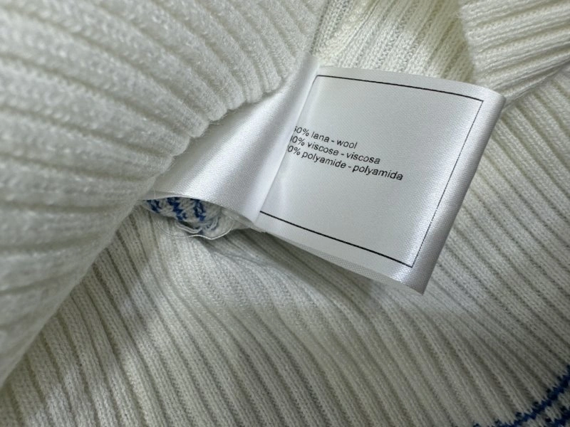 Chanel T-Shirts Breathable 110296