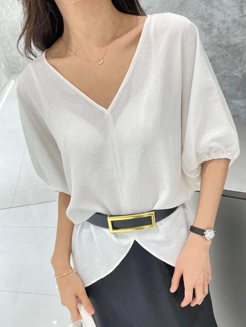 Chanel T-Shirts Versatile 110279