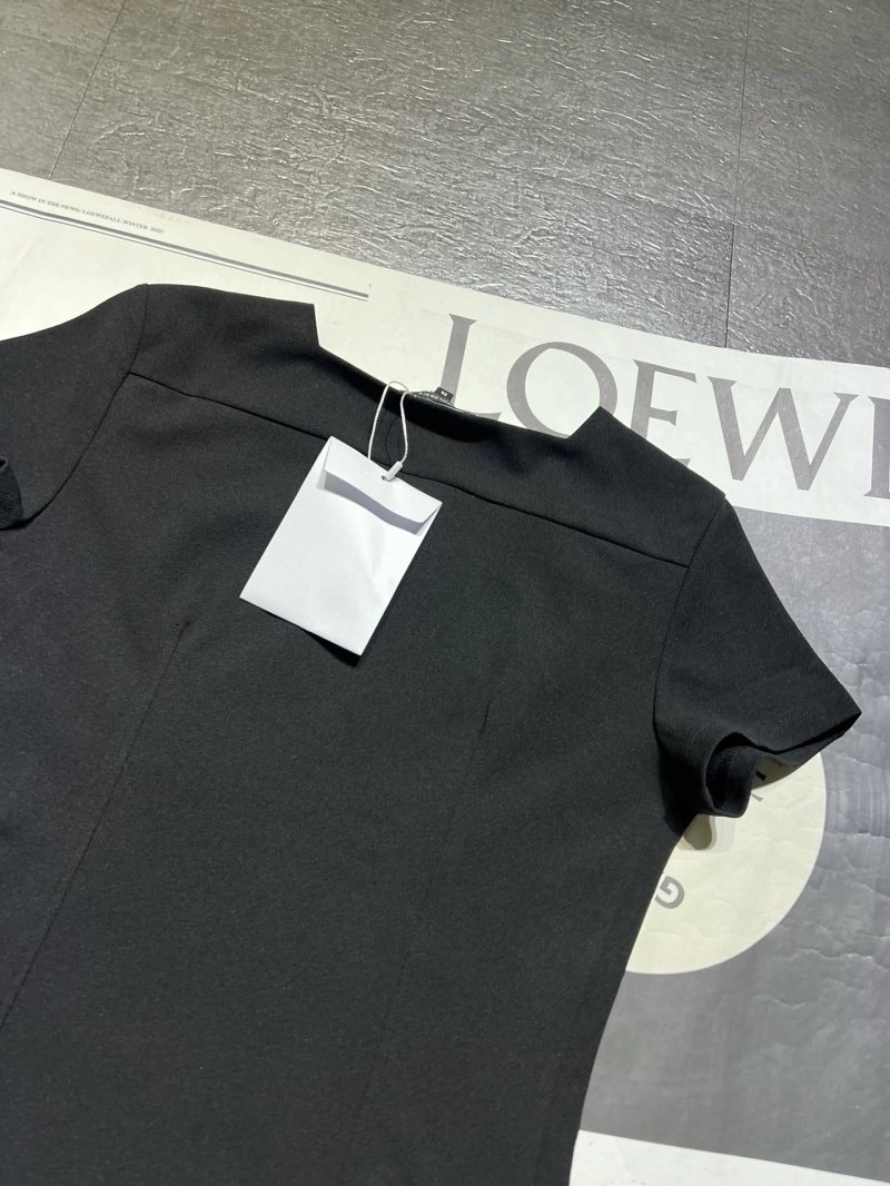 Chanel T-Shirts Versatile 110273