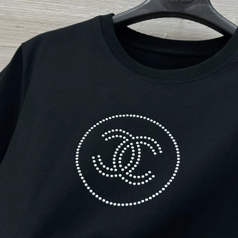 Stylish Chanel T-Shirts 110272