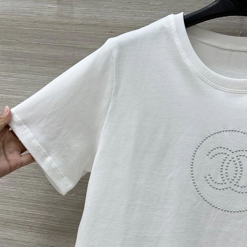 Vibrant Chanel T-Shirts 110256