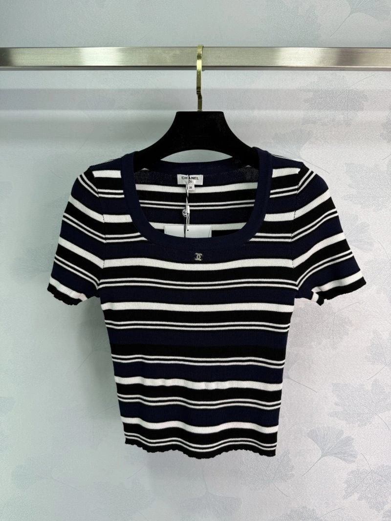 Chanel T-Shirts Stretchable 110251